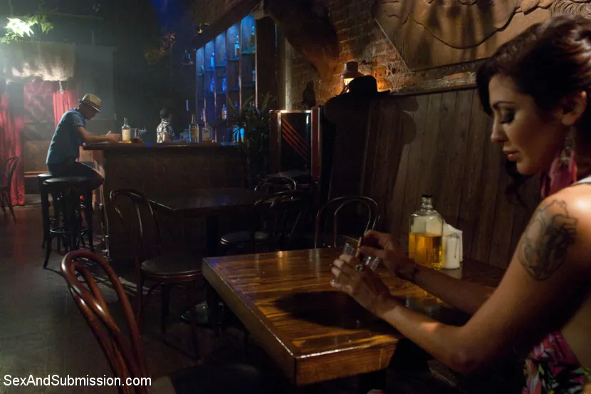 Kink 'Spy vs Spy: The Medvedenko Affair A Feature Presentation' starring Princess Donna Dolore (Photo 3)