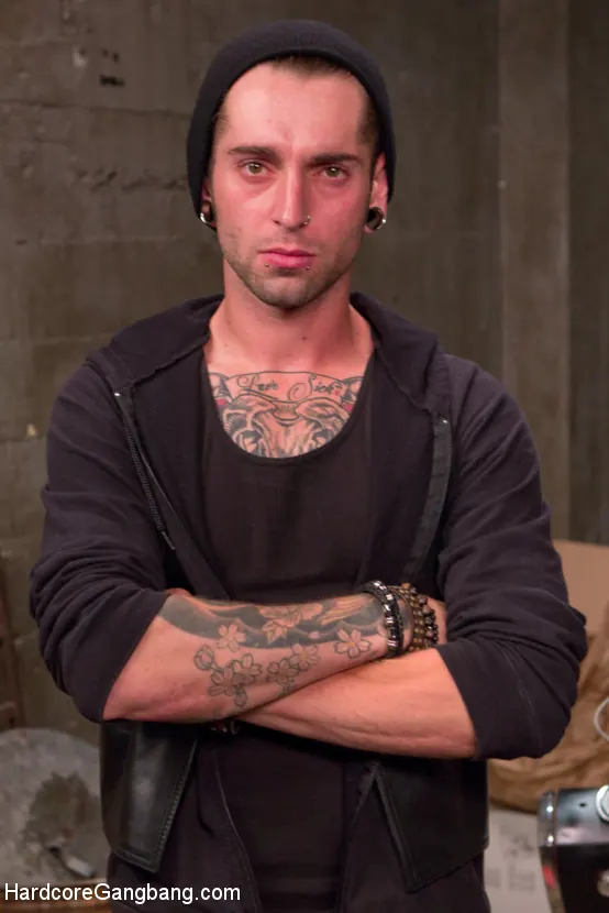 Rachael Madori en 'Bukkake de chicas motociclistas' from 'Kink' (foto 5) Kink 'Bukkake de chicas motociclistas' protagonizando Rachael Madori (foto 5)