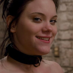 Raina Verene に 'Kink' Raina Vereneのトレーニング (サムネイル 17)