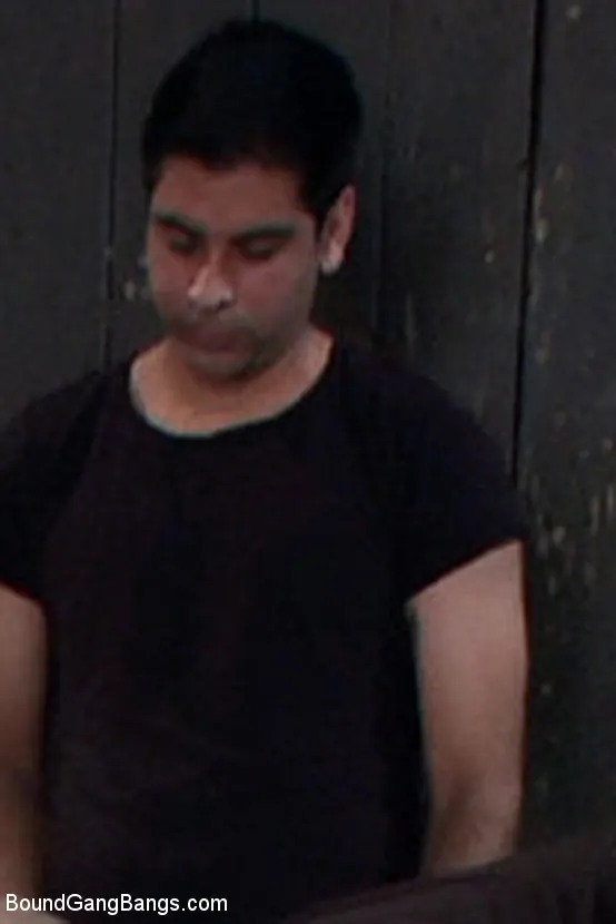 Kink 'Una chica es emboscada en la sala verde, arrastrada al set y follada en grupo' protagonizando Kaci Star (foto 14)