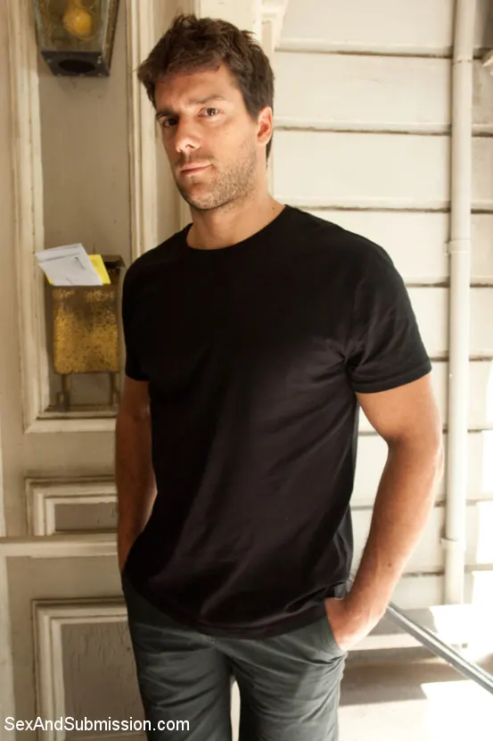 Kink '甘いタブー' 主演 Simone Sonay (写真 10)