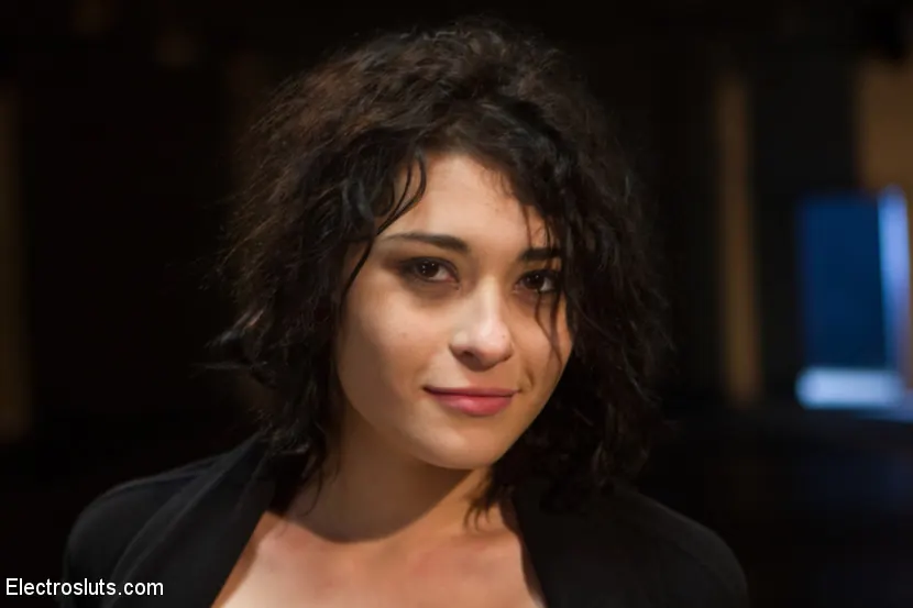 Kink 'Becoming an Electroslut: The Graduation of Raven Rockette' starring Raven Rockette (Photo 11)