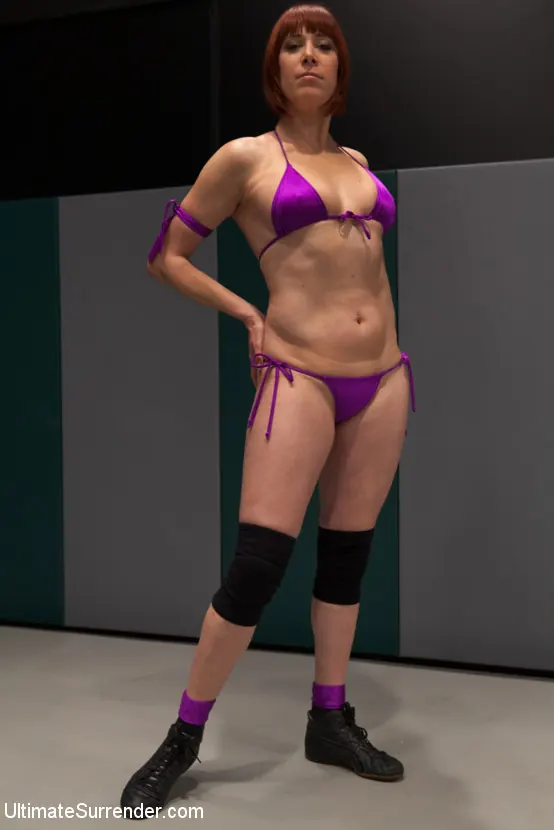 Kink '新進気鋭のオディーレザ・ダイナマイト・オヴ・ニュービー・レナザ・ティグレス・スカイ' 主演 Reena Sky (写真 1)