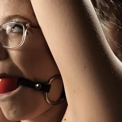 River Lynn に 'Kink' リバーリン:初心者は束縛と支配の彼女の最初の味を得る (サムネイル 2)