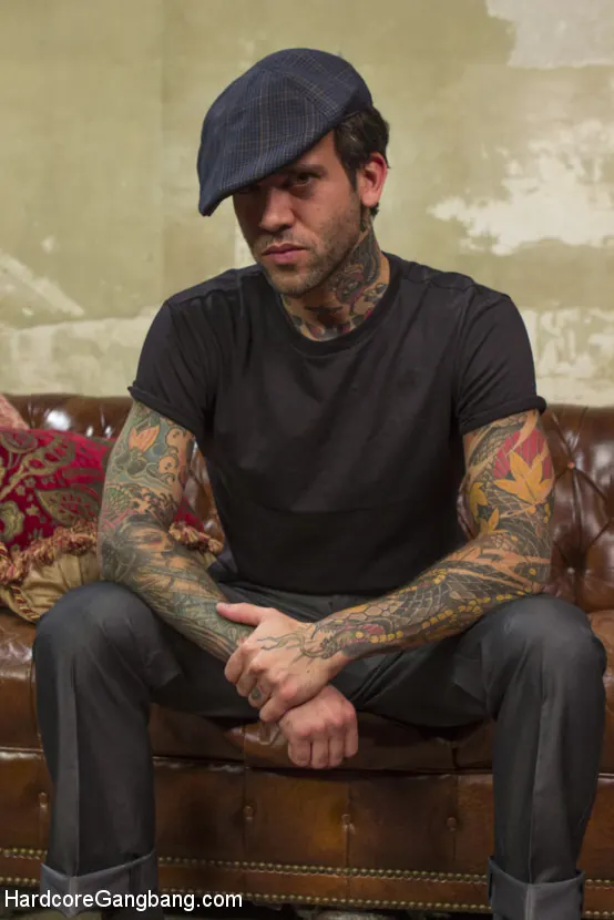 Rose Rhapsody に 'エージェントの気密:Slutty Fedは彼女のすべての穴に5つのハードコックを取る' from 'Kink' (写真 22) Kink 'エージェントの気密:Slutty Fedは彼女のすべての穴に5つのハードコックを取る' 主演 Rose Rhapsody (写真 22)