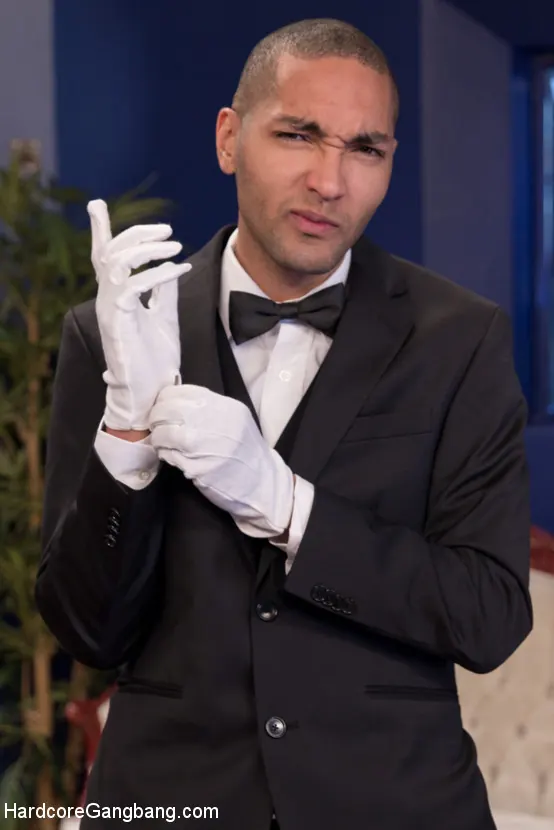 Kink 'ハードボディ豊富なブラットトリプル詰まった激しいハードコックの詰まったチョーク！' 主演 Roxanne Rae (写真 2)