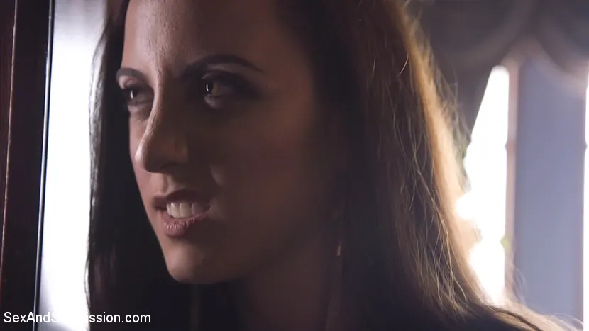 Kink '女性とメイド' 主演 Roxanne Rae (写真 7)