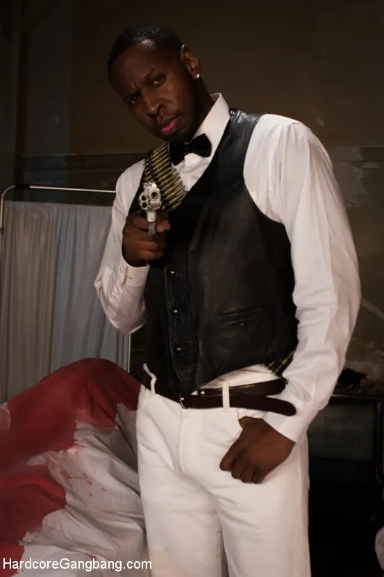 Sadie Santana に 'ファン・ガス:ハードコア・ファンタズム・パロディ' from 'Kink' (写真 20) Kink 'ファン・ガス:ハードコア・ファンタズム・パロディ' 主演 Sadie Santana (写真 20)