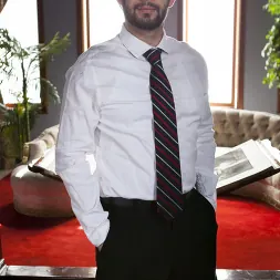 Samantha Hayes en 'Kink' Esclava sexual malcriada rota y follada (Miniatura 27)