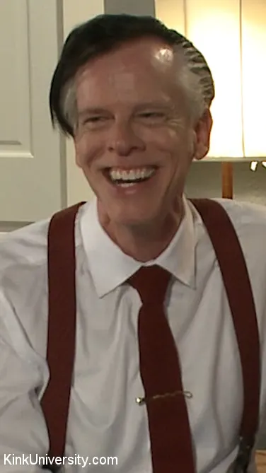 Kink 'Cómo hacer un trío (dos mujeres y un hombre)' protagonizando Samantha Rone (foto 3)