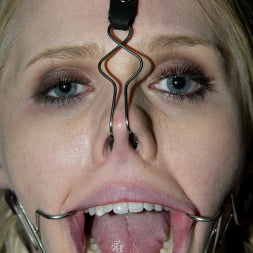 Sarah Jane Ceylon に 'Kink' CYD BLACK、SARAH JANE CEYLON、CLAIRE ADAMSのクラシックシューティング！ (サムネイル 3)