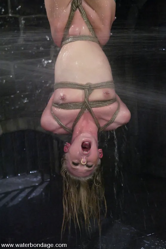 Kink 'サラジェーンセイロン' 主演 サラジェーンセイロン (写真 13)