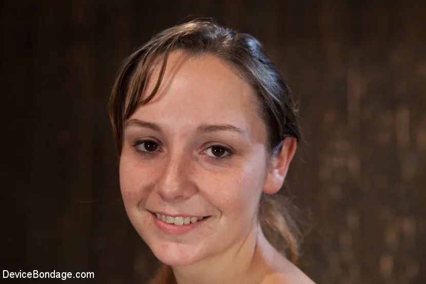 Kink '無実の19歳の初心者+アルファ=ピュアマジック' 主演 Sasha (写真 7)