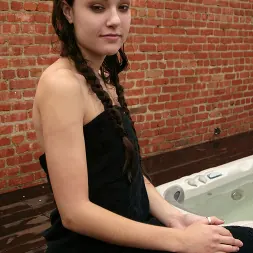 Sasha Grey en 'Kink' Bonus Update! (Miniatura 9)