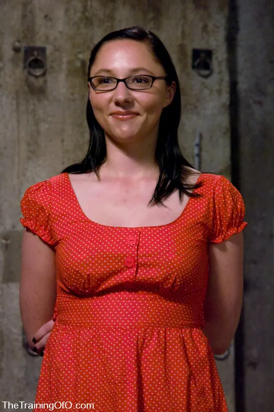 Kink 'Testing out two trainees' starring Sasha Lexing (Photo 18)