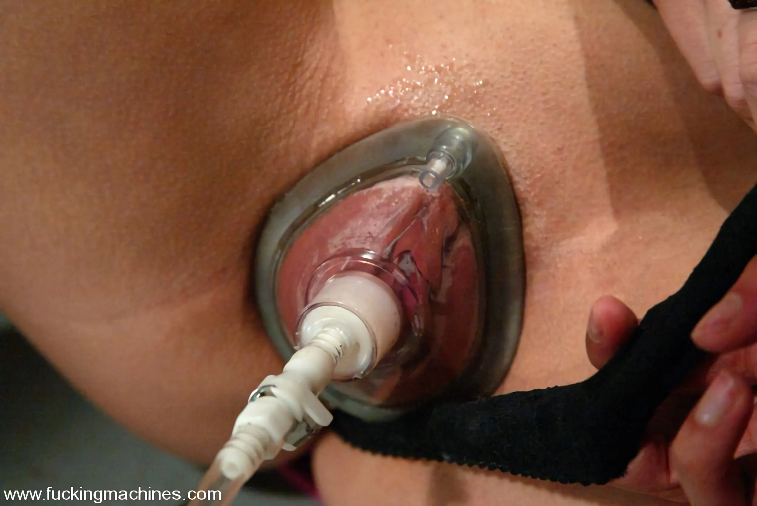 Kink 'and Isis Love' 主演 Satine Phoenix (写真 5)