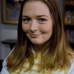 Savannah West en 'Kink' Pequeña zorra infiel (Miniatura 2)