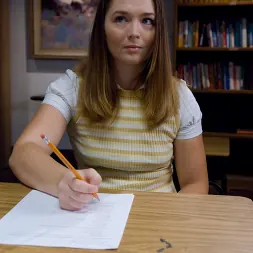 Savannah West en 'Kink' Pequeña zorra infiel (Miniatura 10)