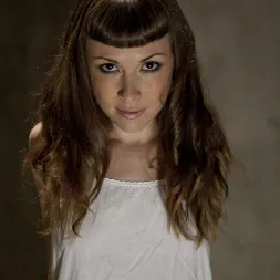 Seda en Pabellón psiquiátrico (foto 8) Seda en 'Kink' Pabellón psiquiátrico (Miniatura 8)