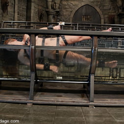 Shannon Kelly in 'Kink' Shannon Kelly (Thumbnail 6)