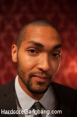 Kink 'スウィンガーパーティー - 角質の熟女のギャングファンファンタジーが来る' 主演 Simone Sonay (写真 15)