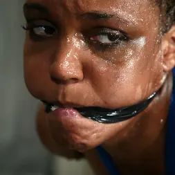 Sinnamon Love en 'Kink' and Sgt. Major (Miniatura 7)