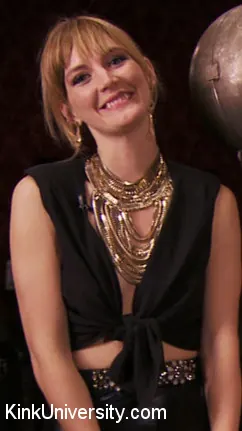 Kink '官能的感覚剥奪' 主演 Siouxsie Q (写真 17)