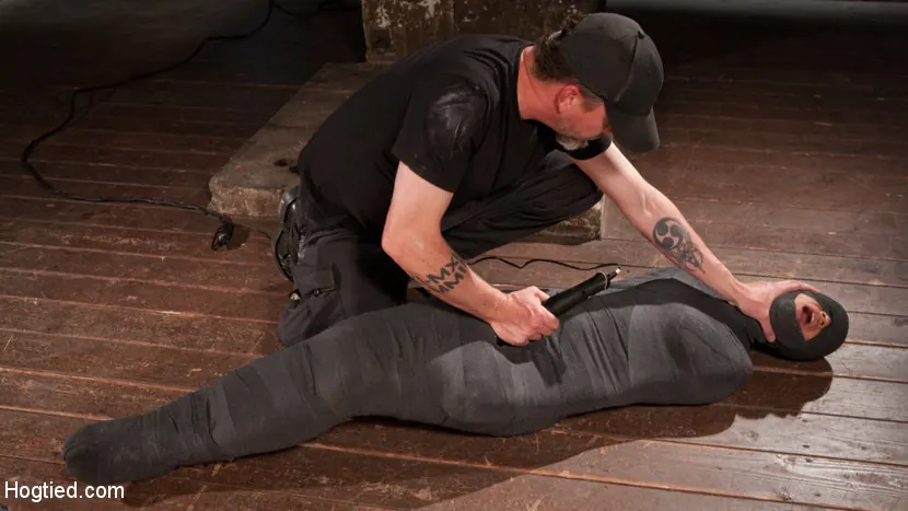 Kink 'ペントハウスペット、スキンダイヤモンド、激しいボンデージで' 主演 Skin Diamond (写真 17)