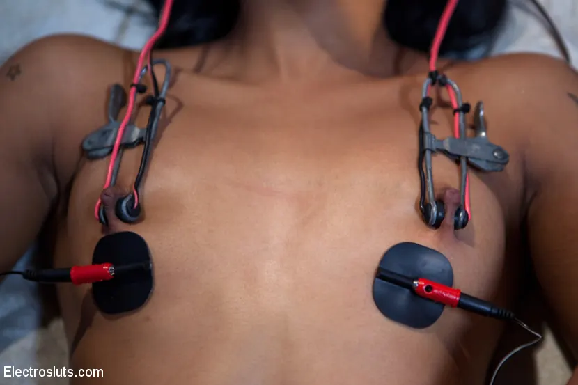 Kink 'Skin Diamond, ¡vuelve por más!' protagonizando Skin Diamond (foto 10)