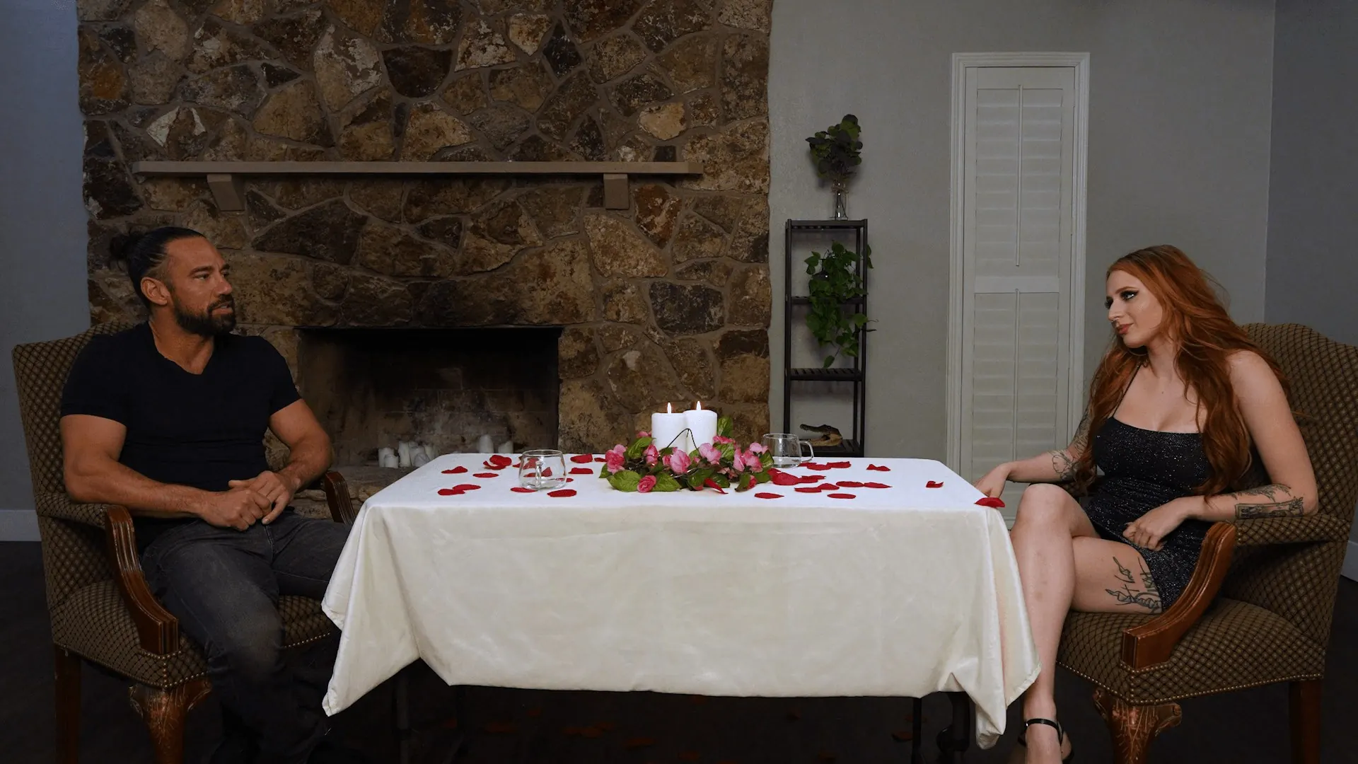 Kink 'ハッピーアニバーサリーファックフェスト:スカイメイとジョニーキャッスル' 主演 Skye Mae (写真 1)