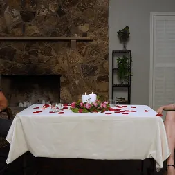 Skye Mae に 'Kink' ハッピーアニバーサリーファックフェスト:スカイメイとジョニーキャッスル (サムネイル 1)