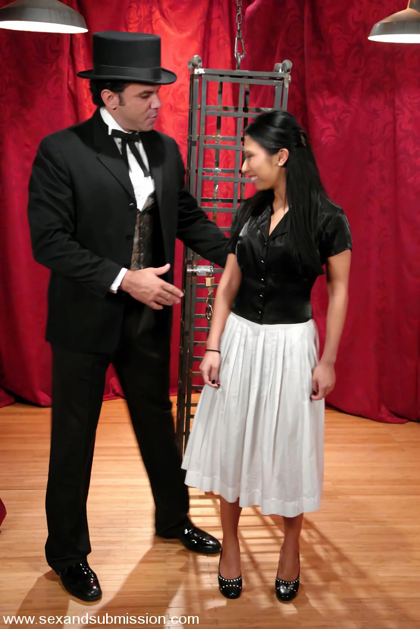 Kink 'La desaparición' protagonizando Soolin Kelter (foto 1)