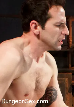 Kink '痛みの痴女' 主演 Sophia Locke (写真 9)