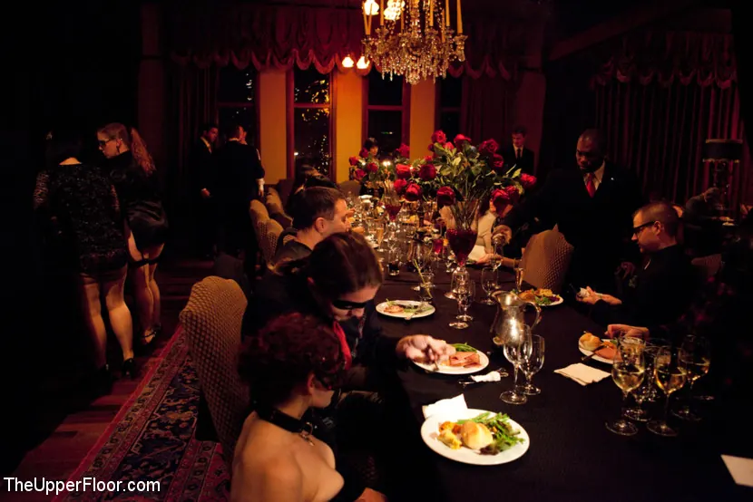 Sparky Sin Claire en 'Fiesta de XXXmas' from 'Kink' (foto 28) Kink 'Fiesta de XXXmas' protagonizando Sparky Sin Claire (foto 28)