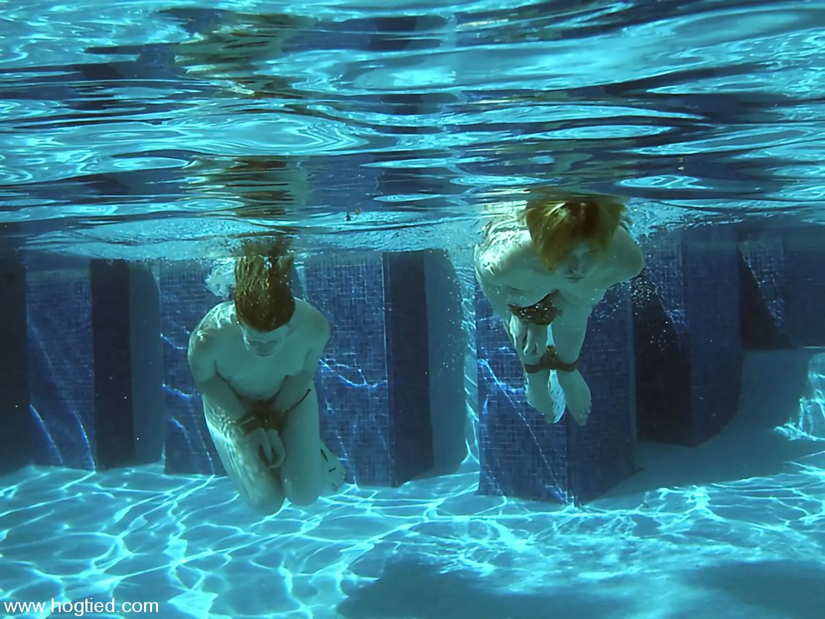 Kink 'Madison Young, Jenni Lee y Star' protagonizando Star (foto 7)