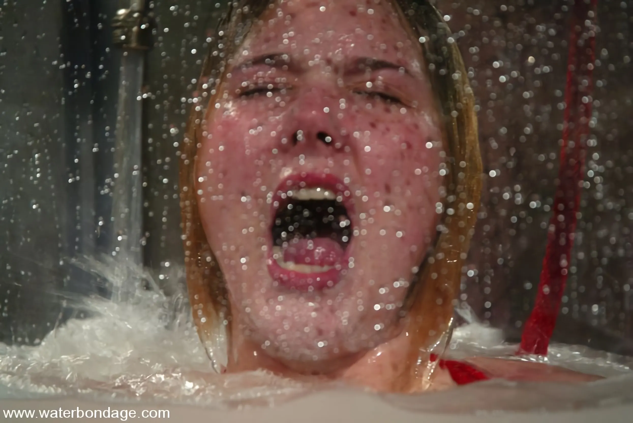 Kink 'Estrella' protagonizando Estrella (foto 7)