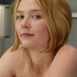 Estrella en Estrella (foto 1) Estrella en 'Kink' Estrella (Miniatura 1)