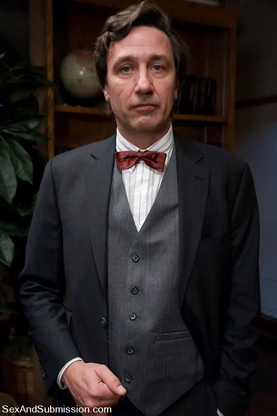 Kink 'Examen final' protagonizando Tricia Oaks (foto 17)