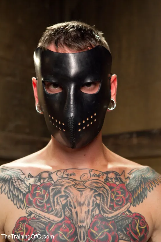 Kink 'Anal MILF Syren de Mer Earns Her Final Marks' starring Syren de Mer (Photo 17)