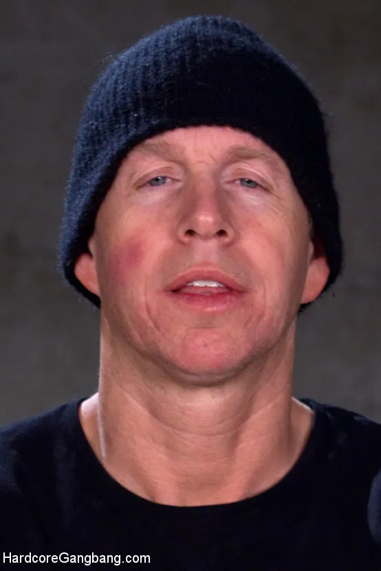 Kink 'Nympho MILF begs for ultimate AUTHENTIC rough experience!' starring Syren de Mer (Photo 22)