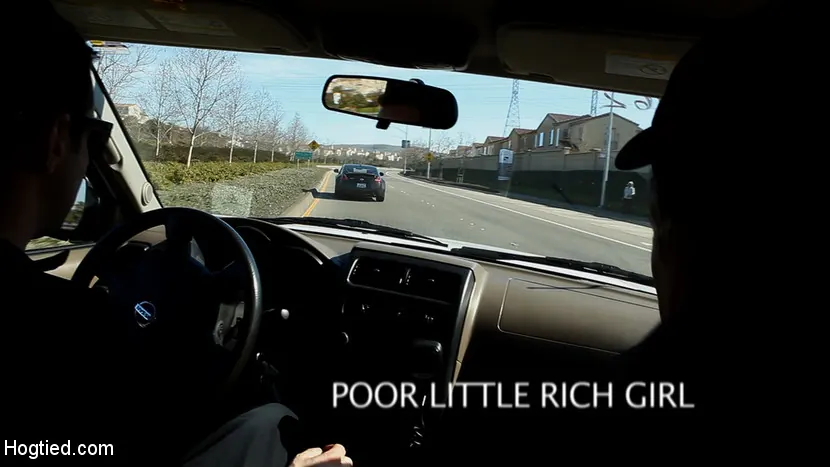 Tara Lynn Foxx に 'POOR LITTLE RICH GIRL HOGTEDフィーチャー。 Tara Lynn Foxxを主演するファンタジー拉致映画' from 'Kink' (写真 1) Kink 'POOR LITTLE RICH GIRL HOGTEDフィーチャー。 Tara Lynn Foxxを主演するファンタジー拉致映画' 主演 Tara Lynn Foxx (写真 1)