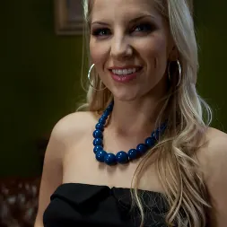 Tara Lynn Foxx in 'Kink' The Tax Bitch (Thumbnail 1)