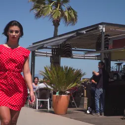 Tina Kay に 'Kink' Susy Galaはパブリックファックドールです：パート1 (サムネイル 2)