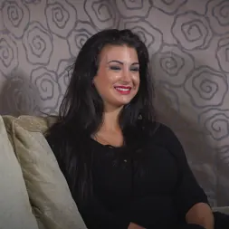 Tina Kay に 'Kink' Susy Galaはパブリックファックドールです：パート1 (サムネイル 27)