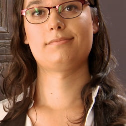 Laela Knight in 'Kink' Muffing 101 - Penetration for Trans Women and CBT (Thumbnail 5)