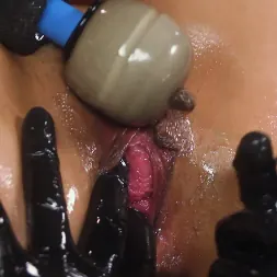 Tomi Knox en 'Kink' Cómo hacerla eyacular - Eyaculación femenina (Miniatura 4)