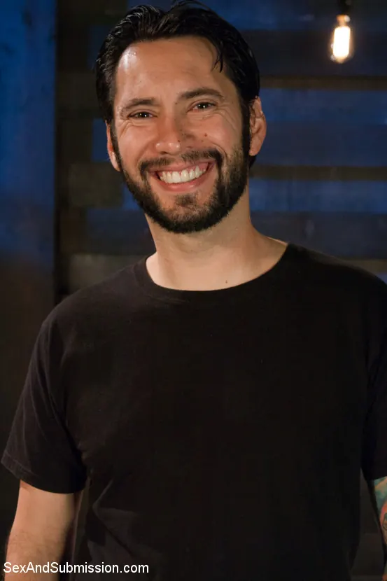 Claire Robbins に 'ブロンド・ダウン・レッドヘッド・スラット:フェインフィッシングとボンデージでのアナルセックス!' from 'Kink' (写真 9) Kink 'ブロンド・ダウン・レッドヘッド・スラット:フェインフィッシングとボンデージでのアナルセックス!' 主演 Claire Robbins (写真 9)