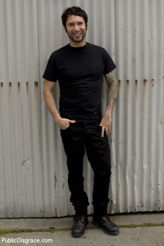 Kink 'Puta sucia y asquerosa' protagonizando Dylan Ryan (foto 2)