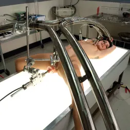 Tori Lux に 'Kink' スナッチと機械加工 (サムネイル 11)