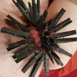 Tory Lane in 'Kink' and Judas (Thumbnail 5)
